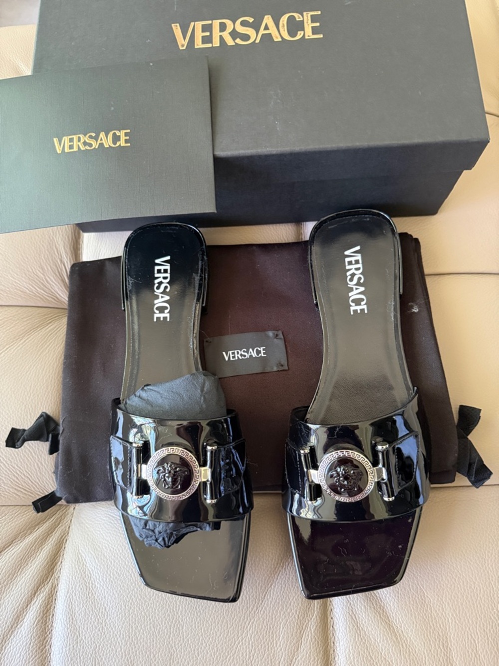 Versace Black Patent Square-Toe Slide Mules with Medusa Coin Size 40 (9) - Picture 5 of 9